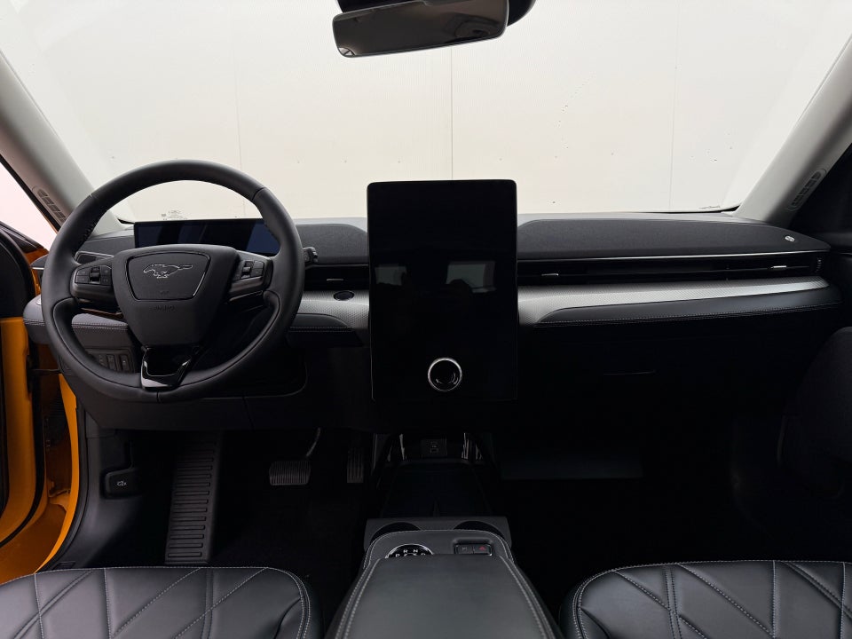 Ford Mustang Mach-E 75 Standard Range 5d