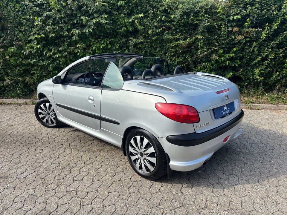 Peugeot 206 2,0 16V CC 2d