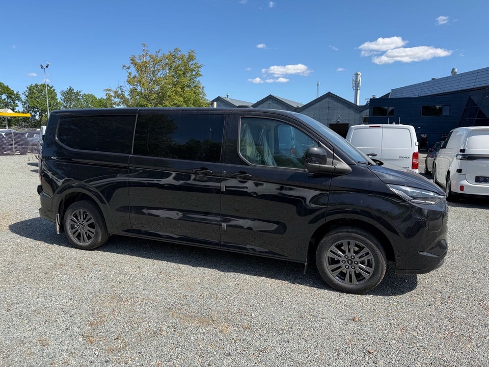 Ford E-Transit Custom 320 L1 71 Limited Mandskabsvogn