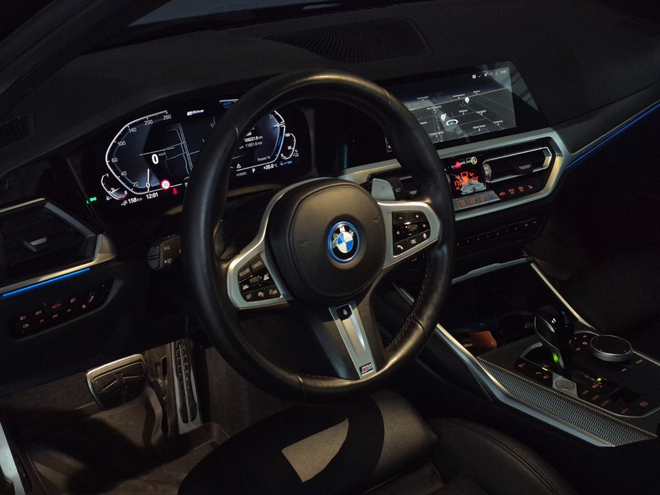 BMW 330e 2,0 Touring M-Sport aut. 5d