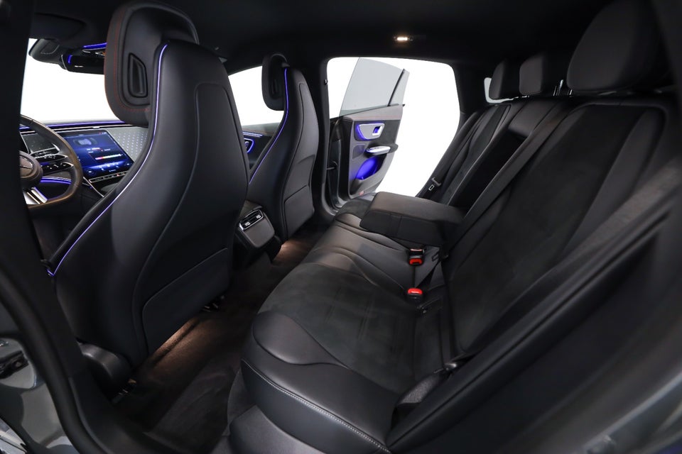 Mercedes EQE350 AMG Line 4d