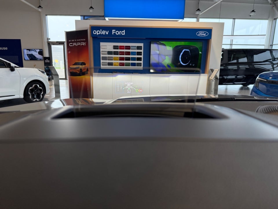 Ford Kuga 2,5 PHEV Graphite Tech CVT 5d