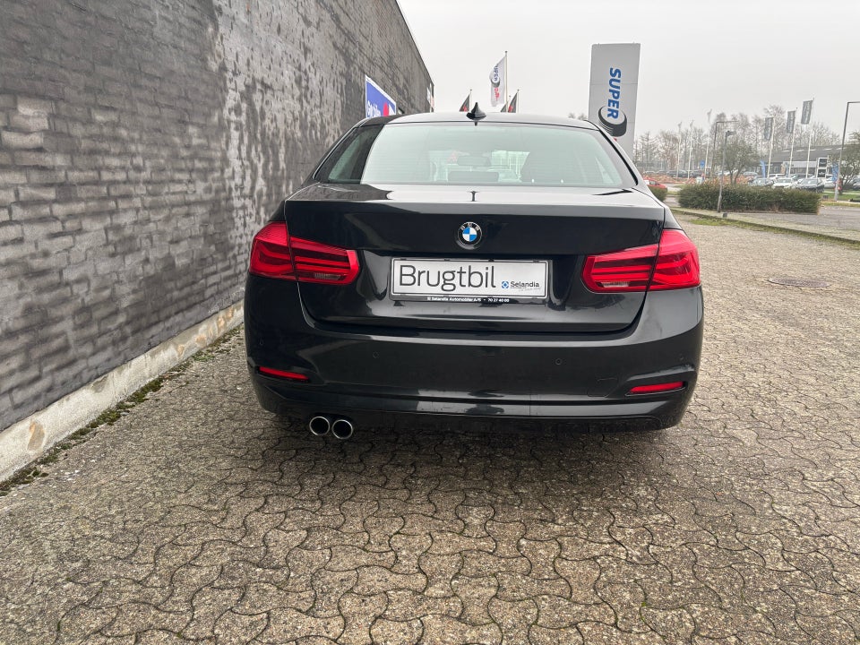 BMW 320i 2,0 Executive aut. 4d