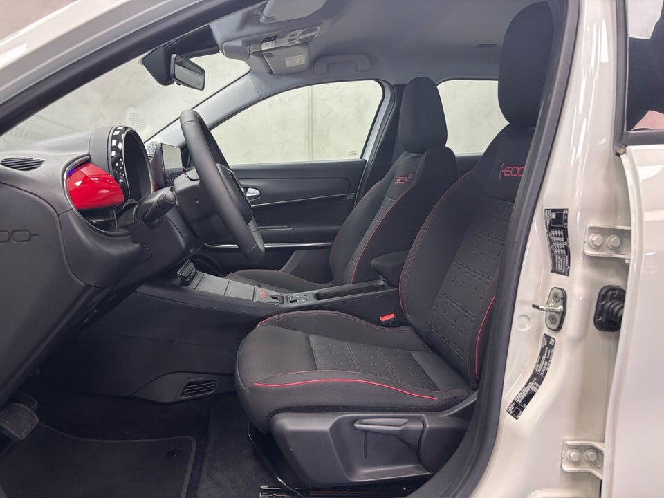 Fiat 600e 54 (RED) 5d