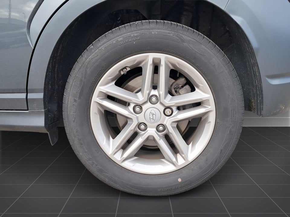 Hyundai Kona 1,0 T-GDi Essential DCT 5d