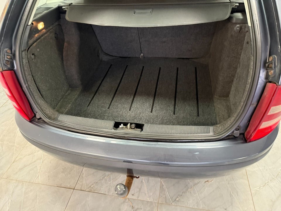 Skoda Fabia 1,4 16V 75 Ambiente 4d