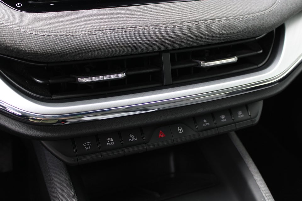 Skoda Enyaq 60 iV Loft 5d