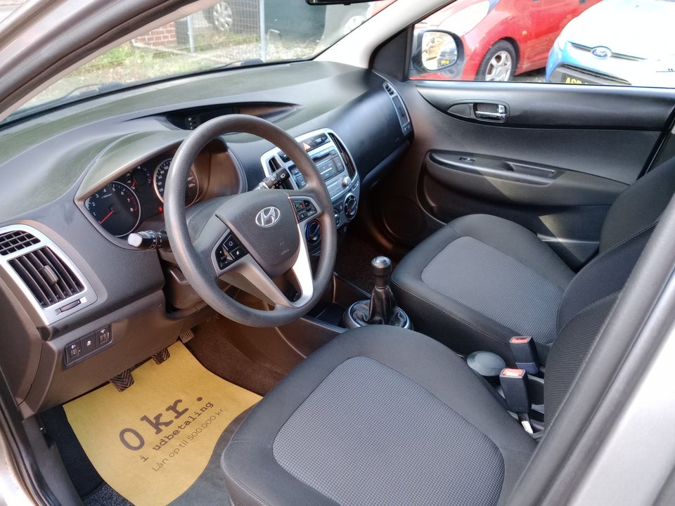 Hyundai i20 1,25 Classic 5d