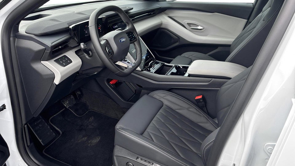 Ford Capri 82 Premium Extended Range 5d