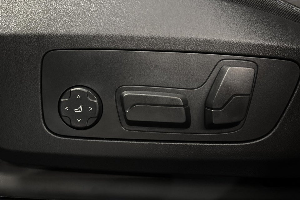 BMW iX1 eDrive20 M-Sport Pro 5d