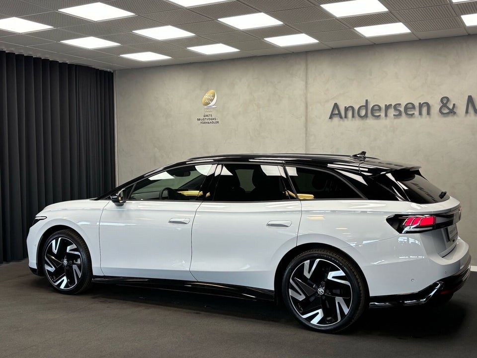 VW ID.7 86 Pro S Tourer 5d