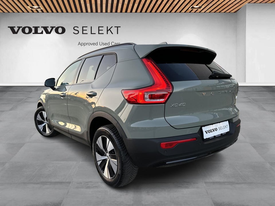 Volvo XC40 1,5 T4 ReCharge Plus Dark aut. 5d
