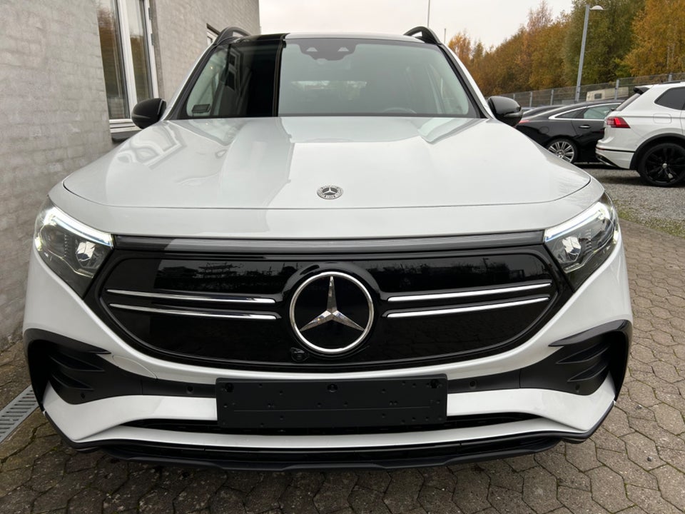 Mercedes EQB350 AMG Line 4Matic 7prs 5d