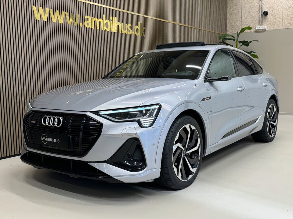 Audi e-tron 55 S-line Sportback quattro 5d