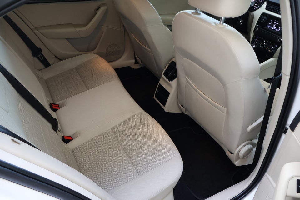 Skoda Octavia 1,2 TSi 105 Elegance DSG 5d