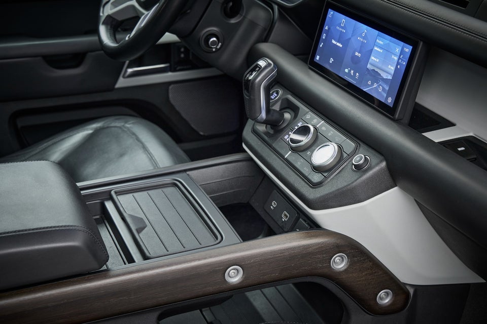 Land Rover Defender 110 3,0 P400 HSE aut. 5d