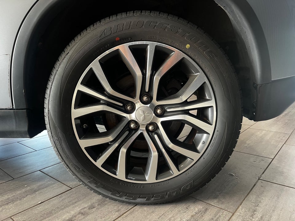 Mitsubishi ASX 1,6 Invite 5d