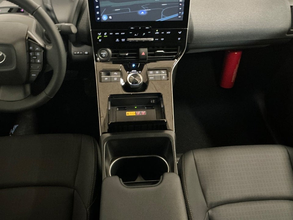 Toyota bZ4X Executive 5d