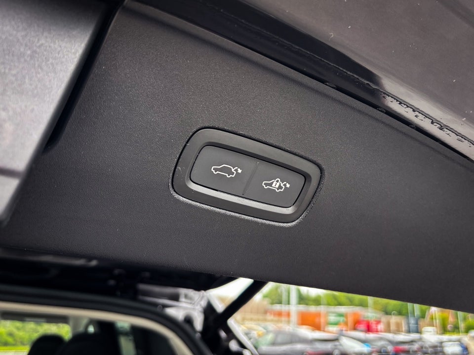 Volvo EX90 Plus 7prs 5d