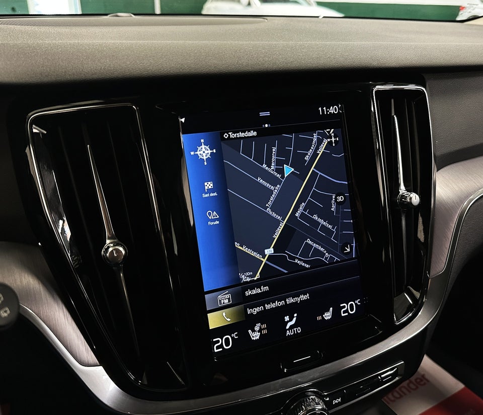 Volvo V60 2,0 B4 197 Momentum aut. 5d