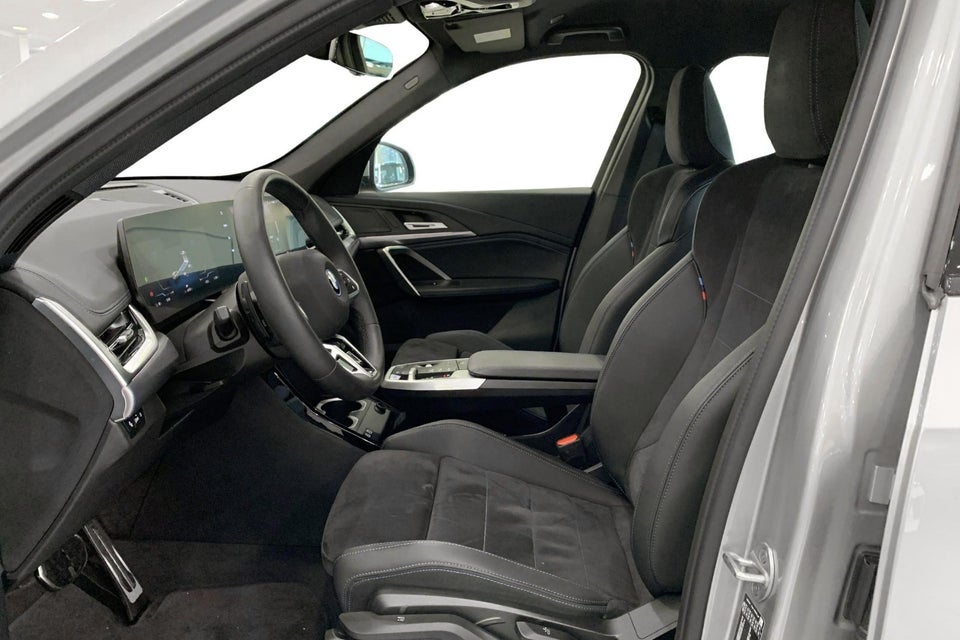 BMW iX1 eDrive20 M-Sport 5d