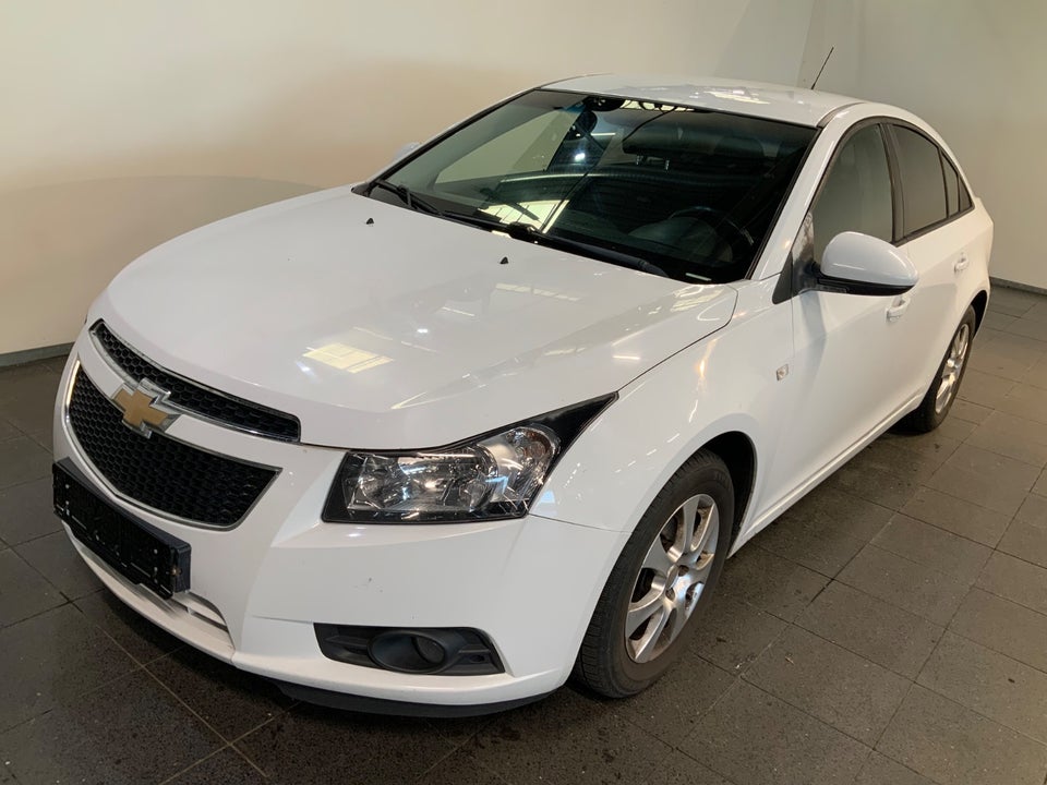 Chevrolet Cruze 1,8 LS 4d