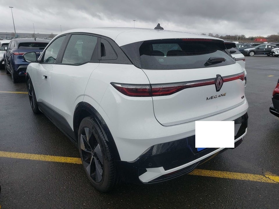 Renault Megane E-Tech 40 Equilibre 5d