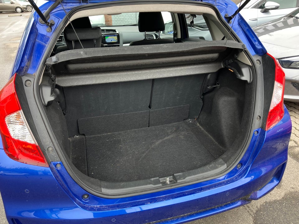 Honda Jazz 1,3 i-VTEC Elegance CVT 5d