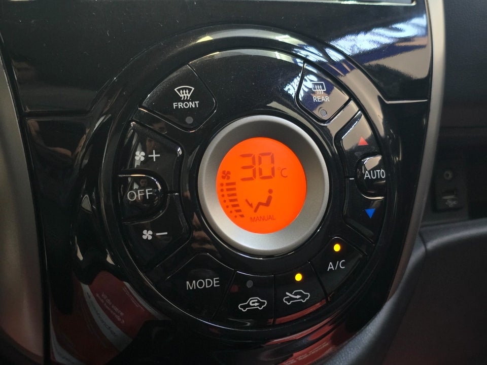 Nissan Micra 1,2 Tekna 5d