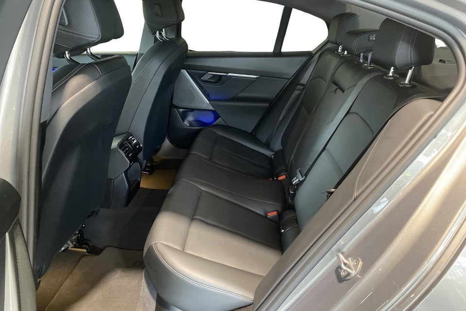 BMW i5 eDrive40 Sport Line 4d