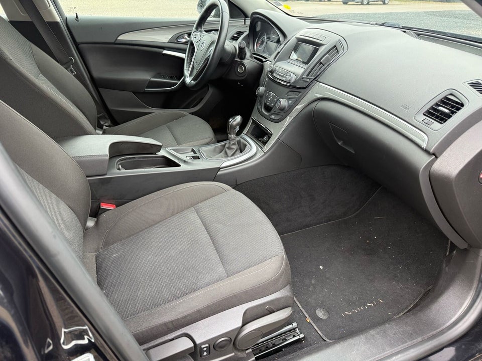 Opel Insignia 1,4 T 140 Edition Sports Tourer eco 5d