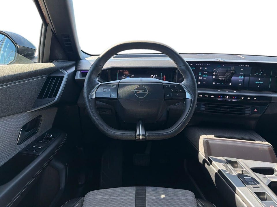 Opel Grandland-e 73 GS Sky 5d