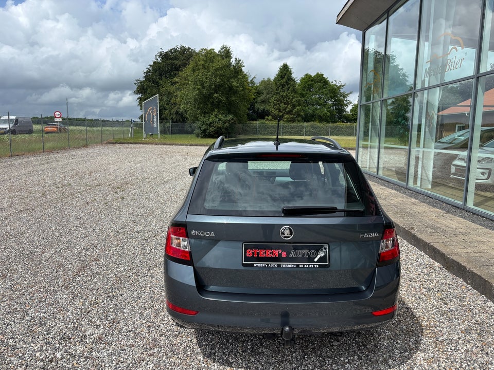 Skoda Fabia 1,0 TSi 110 Ambition Combi DSG 5d