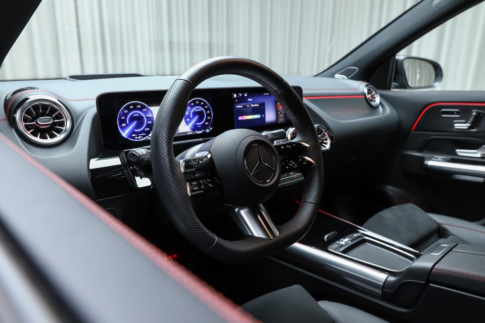 Mercedes EQA250+ AMG Premium 5d