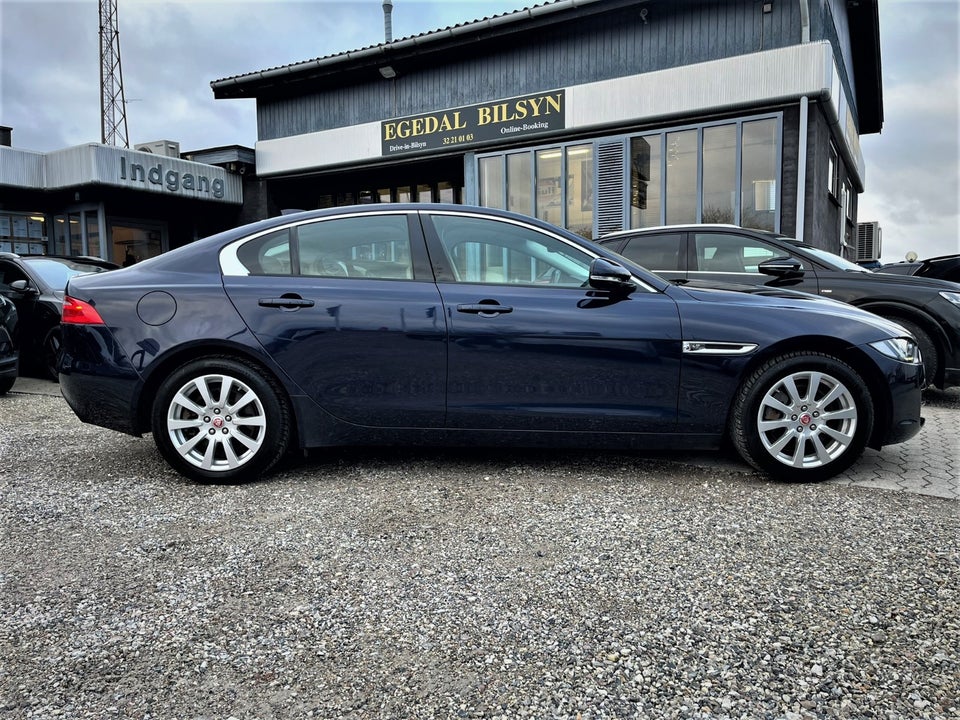 Jaguar XE 2,0 P200 Prestige aut. 4d