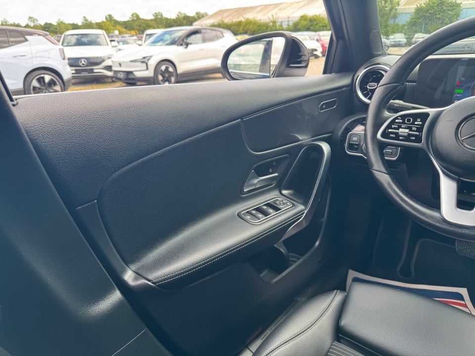 Mercedes A250 e 1,3 Progressive aut. 4d