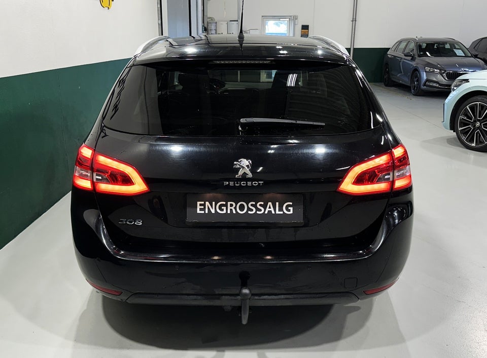 Peugeot 308 1,6 BlueHDi 120 Allure Sky SW EAT6 5d