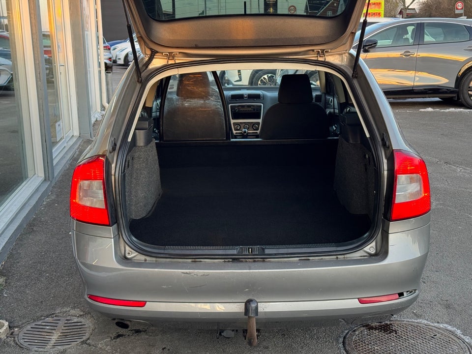 Skoda Octavia 1,6 TDi 105 GreenLine Combi Van 5d