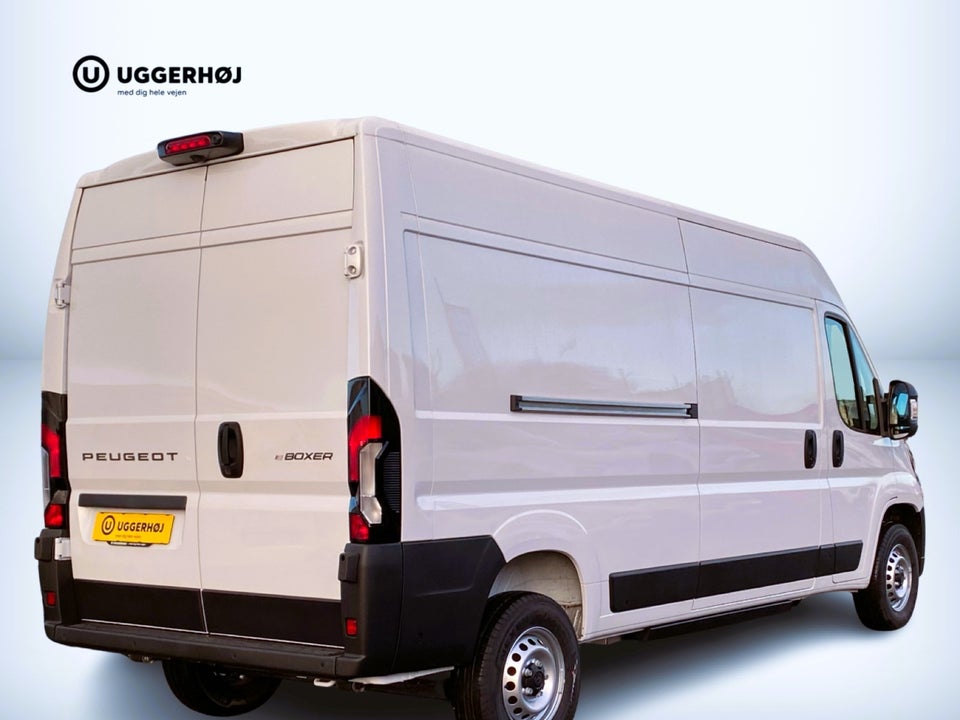 Peugeot e-Boxer 435 110 L3H2 Premium