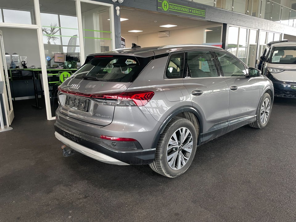 Audi Q4 e-tron 45 Progress 5d