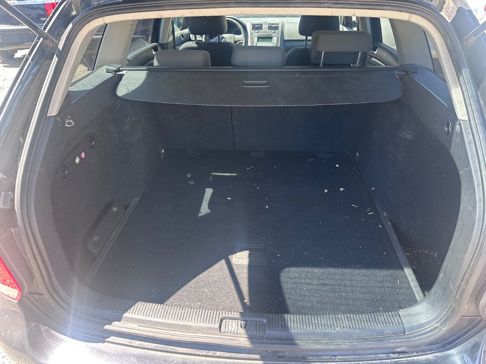 VW Golf V 1,9 TDi 105 Trendline Variant 5d