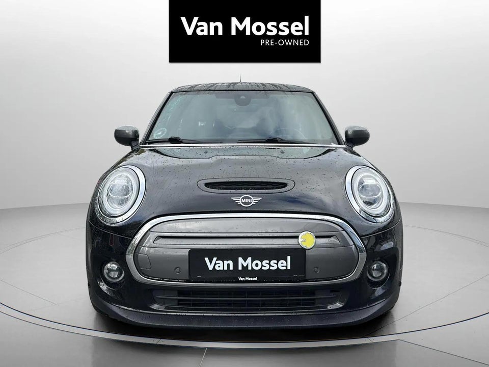 MINI Cooper SE Classic Trim 3d