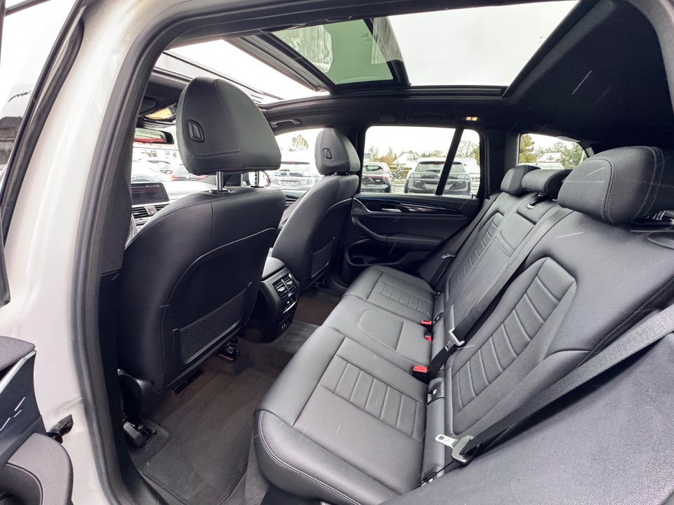 BMW iX3 Inspiring 5d