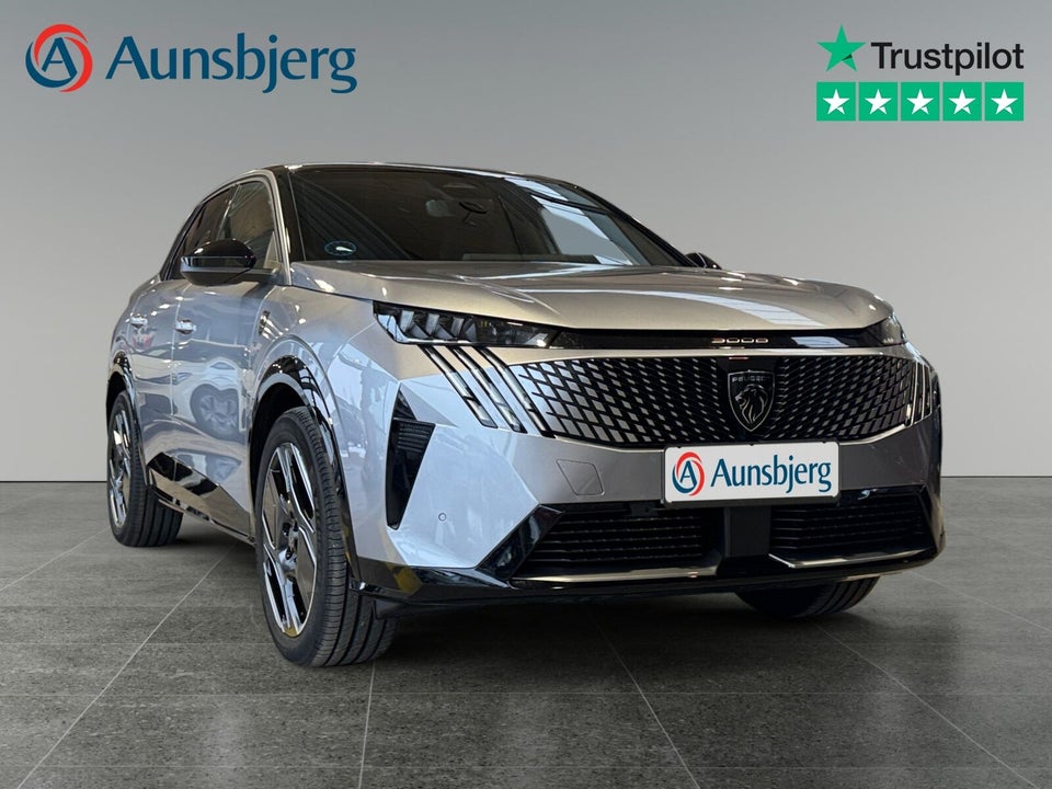 Peugeot e-3008 101 GT 5d