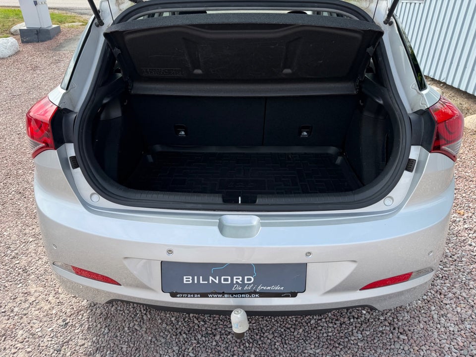 Hyundai i20 1,25 Vision 5d