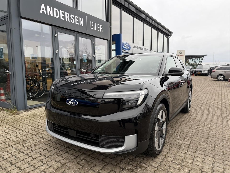 Ford Explorer 77 Premium Extended Range 5d