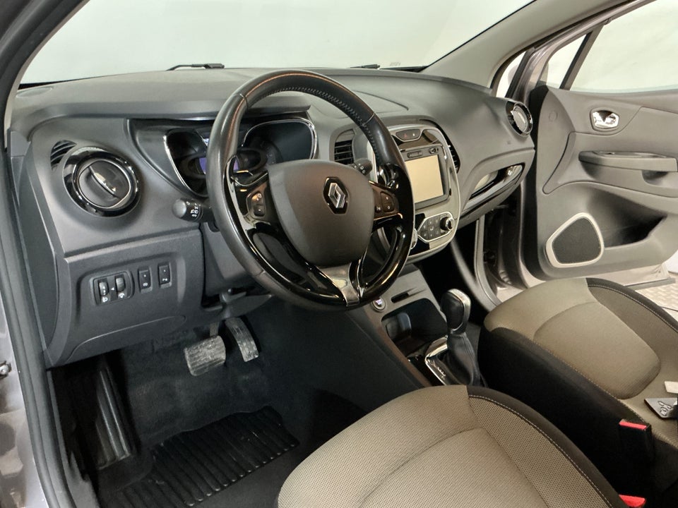 Renault Captur 1,2 TCe 120 Expression EDC 5d