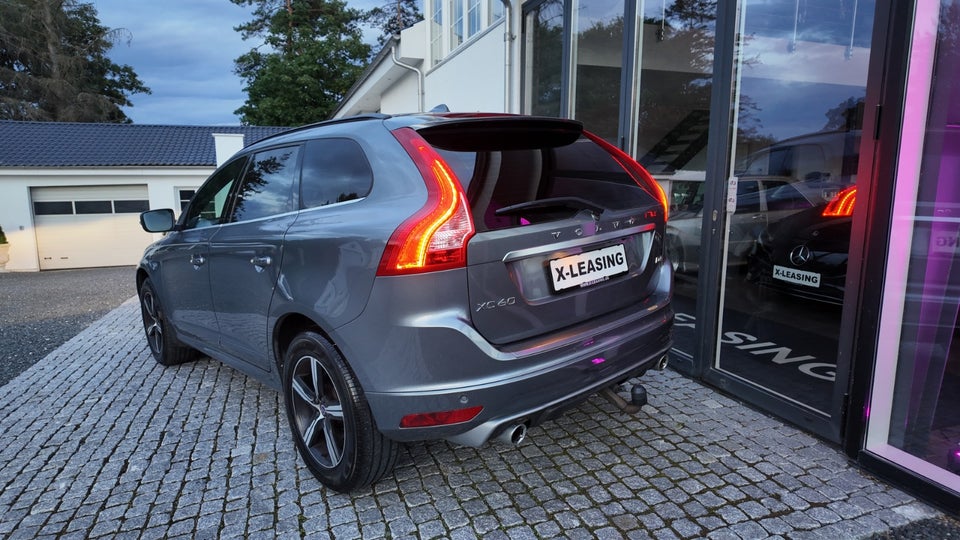 Volvo XC60 2,0 D4 190 R-Design aut. 5d