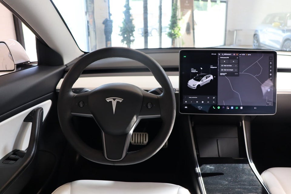 Tesla Model 3 Performance AWD 4d