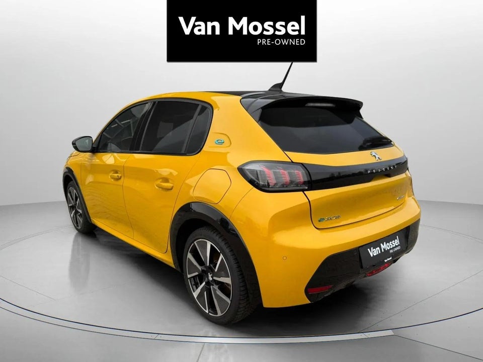 Peugeot e-208 50 GT 5d